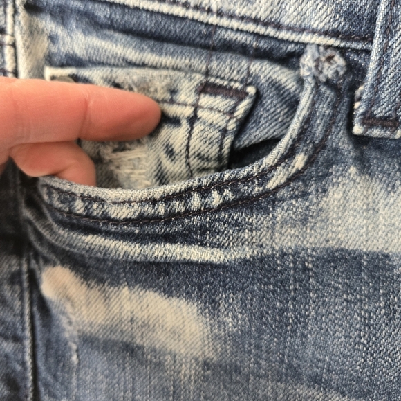 7 FOR ALL MANKIND Josephina Skinny Boyfriend Distressed Blue Jeans. Size 26 - Picture 4 of 15